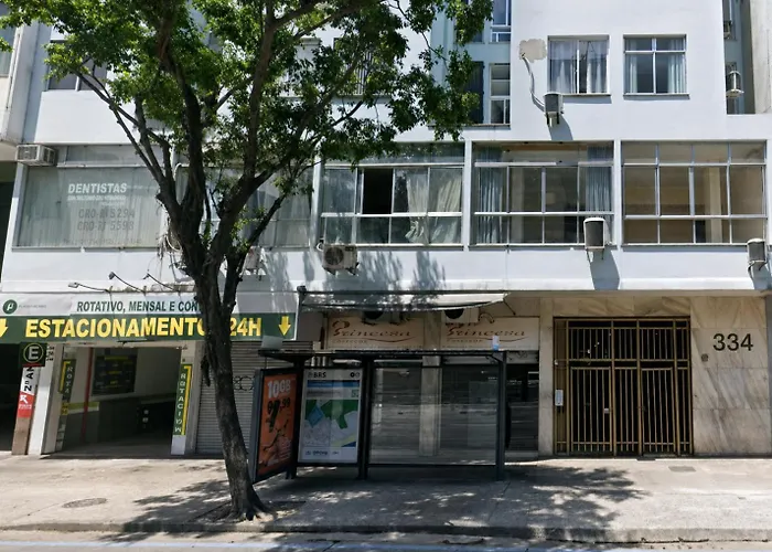 Copacabana Apt - Best Location - Walk To The Beach Rio de Janeiro